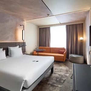 4* מלון Novotel Wenceslas Square