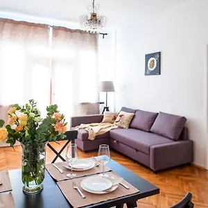 Apartment Stunning Design, Prag