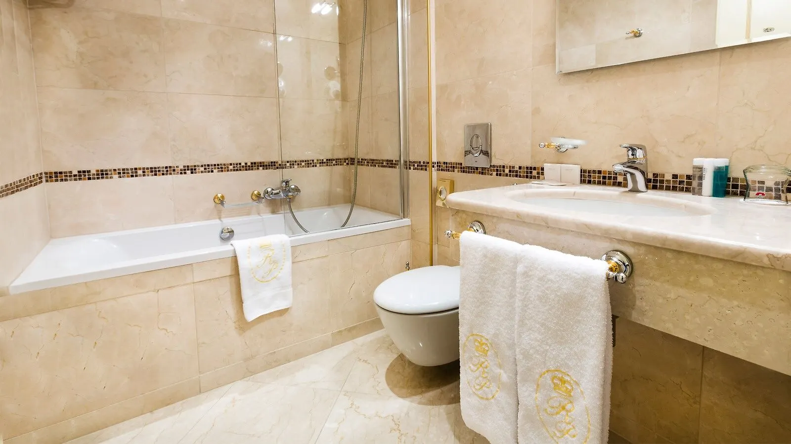 Luxury Family Hotel Royal Palace Prague