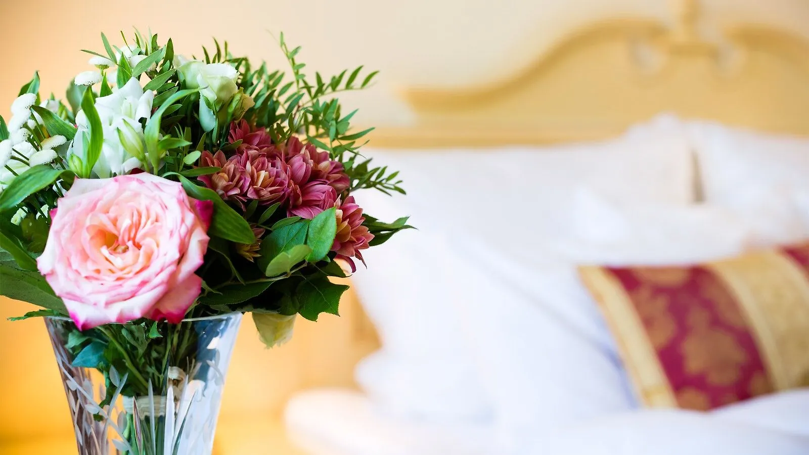 Luxury Family Hotel Royal Palace Prague 5*,